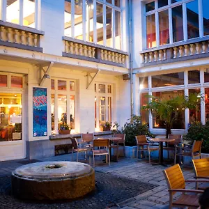 Hostel Hi Jacques Brel, Βρυξέλλες